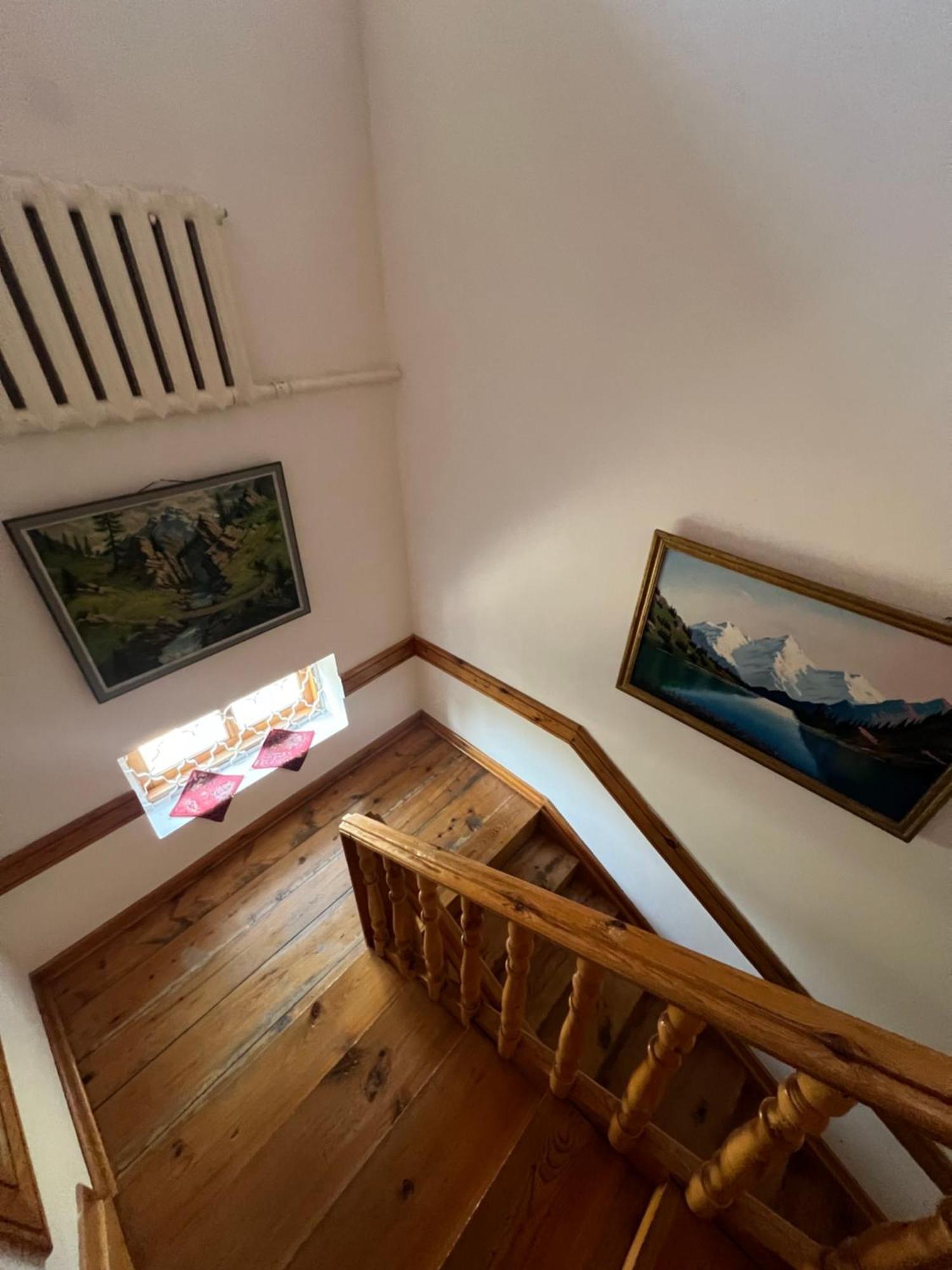 Bed and Breakfast Дом 14 Osh Exterior foto
